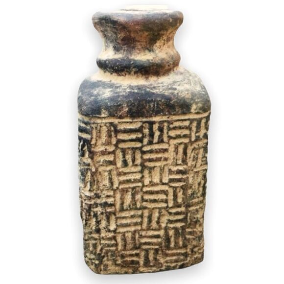 Primitive Mexican Weave Design Short Neck Square Clay Chunky Vessel Vase - Picture 7 of 16